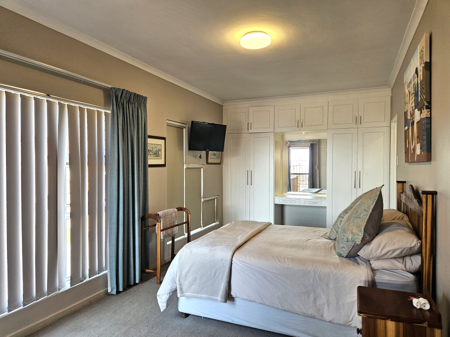 5 Bedroom Property for Sale in Ferreira Town Eastern Cape